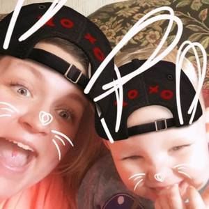 Meet your Posher, Hillary